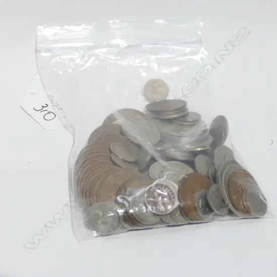 COLLECTION OF NZ PRE-DECIMAL COINS