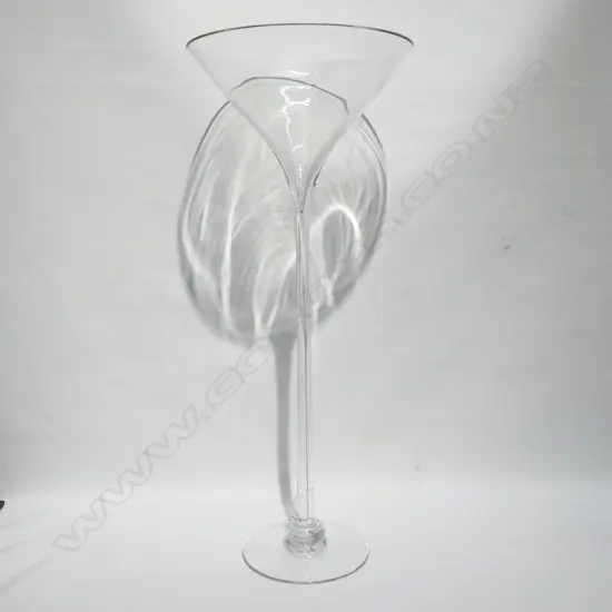 GIANT MARTINI GLASS 710MM H