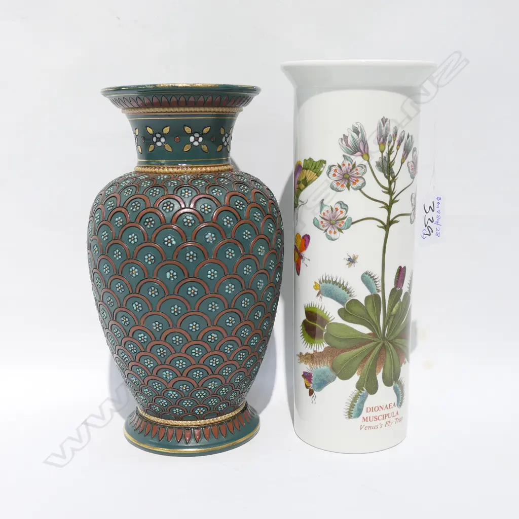 GERMAN VASE +PORTMIERON VASE Image 1++