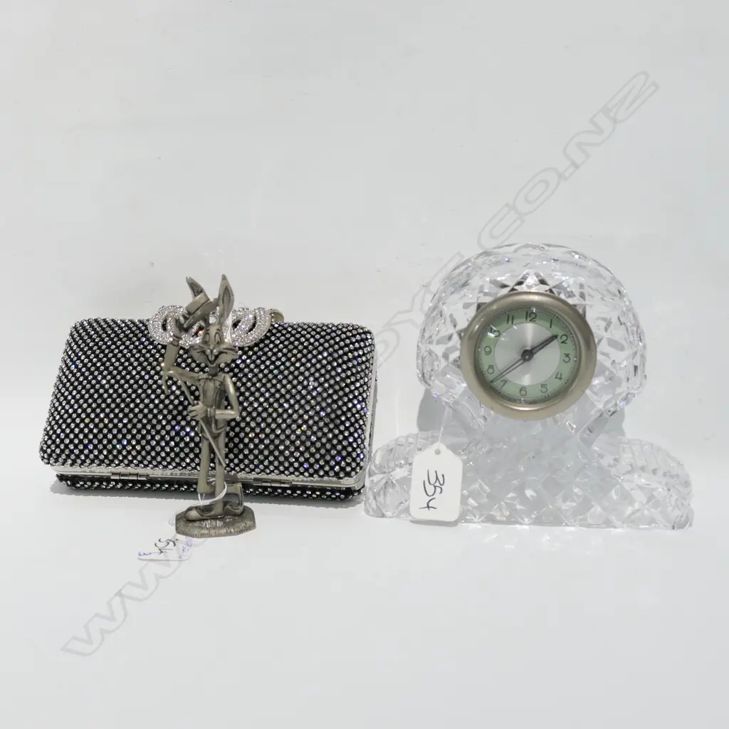 CRYSTAL CLOCK & SMALL BUGS BUNNY & EVENING BAG Image 1++