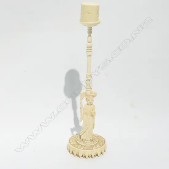 IVORY STAND (FOR PUZZLE BALL) H. 215MM + ANOTHER