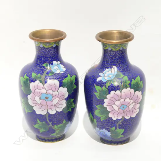 PR CLOISONNE VASES ON STANDS H. 170MM