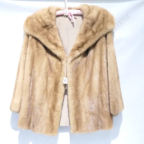 LADIES VINTAGE MINK FUR JACKET