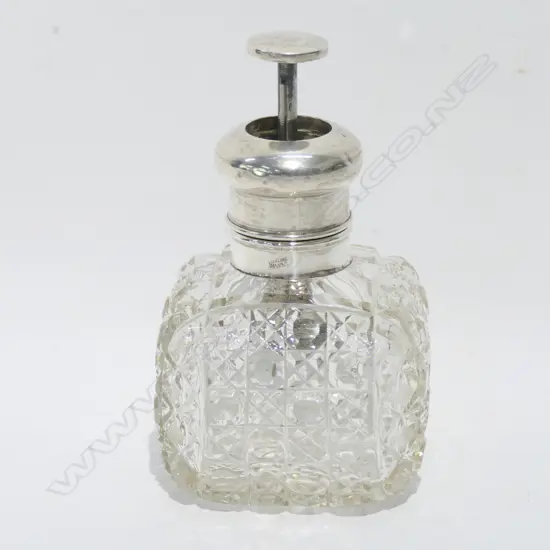 C1900 ATOMISER SCENT BOTTLE SILVER TOP CUT CRYSTAL