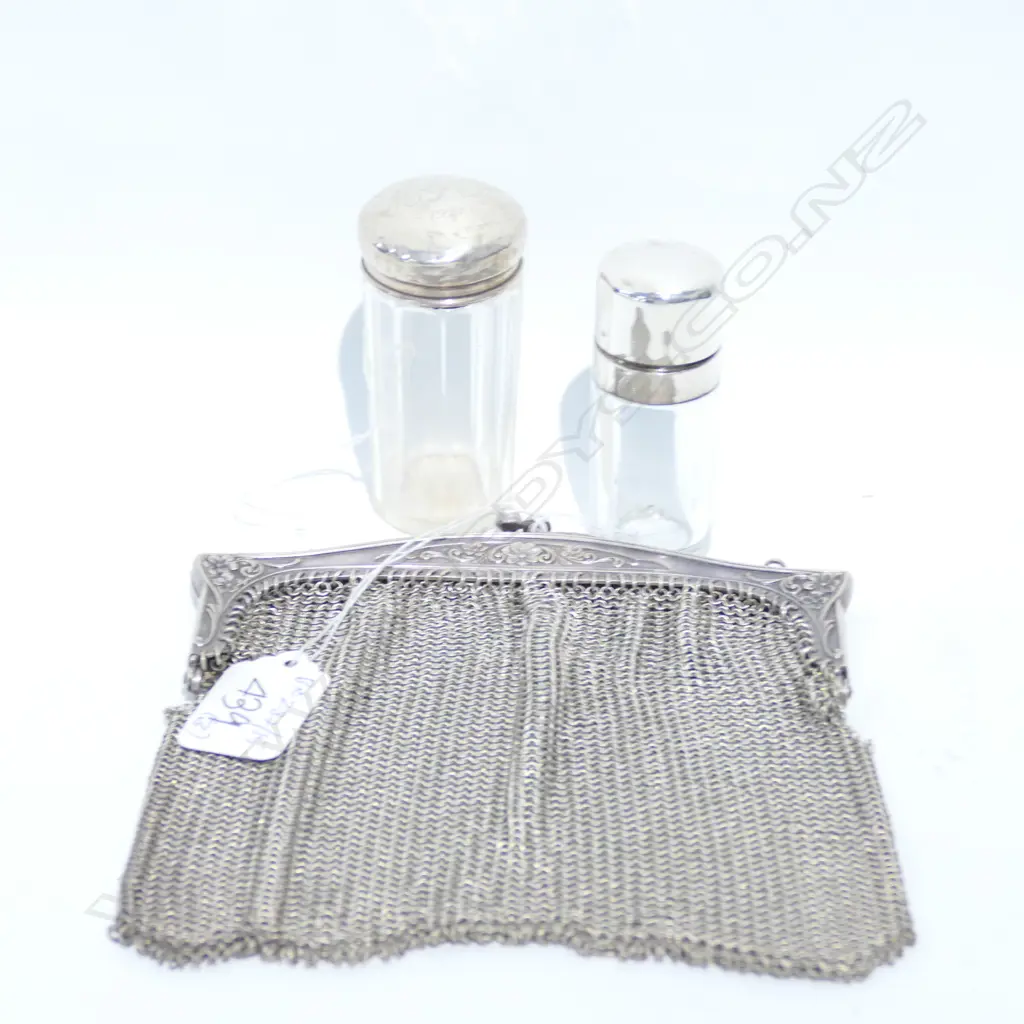 2 STG SILVER LIDDED VANITY BOTTLES 1877 + L1927 + MESH PURSE Image 1++