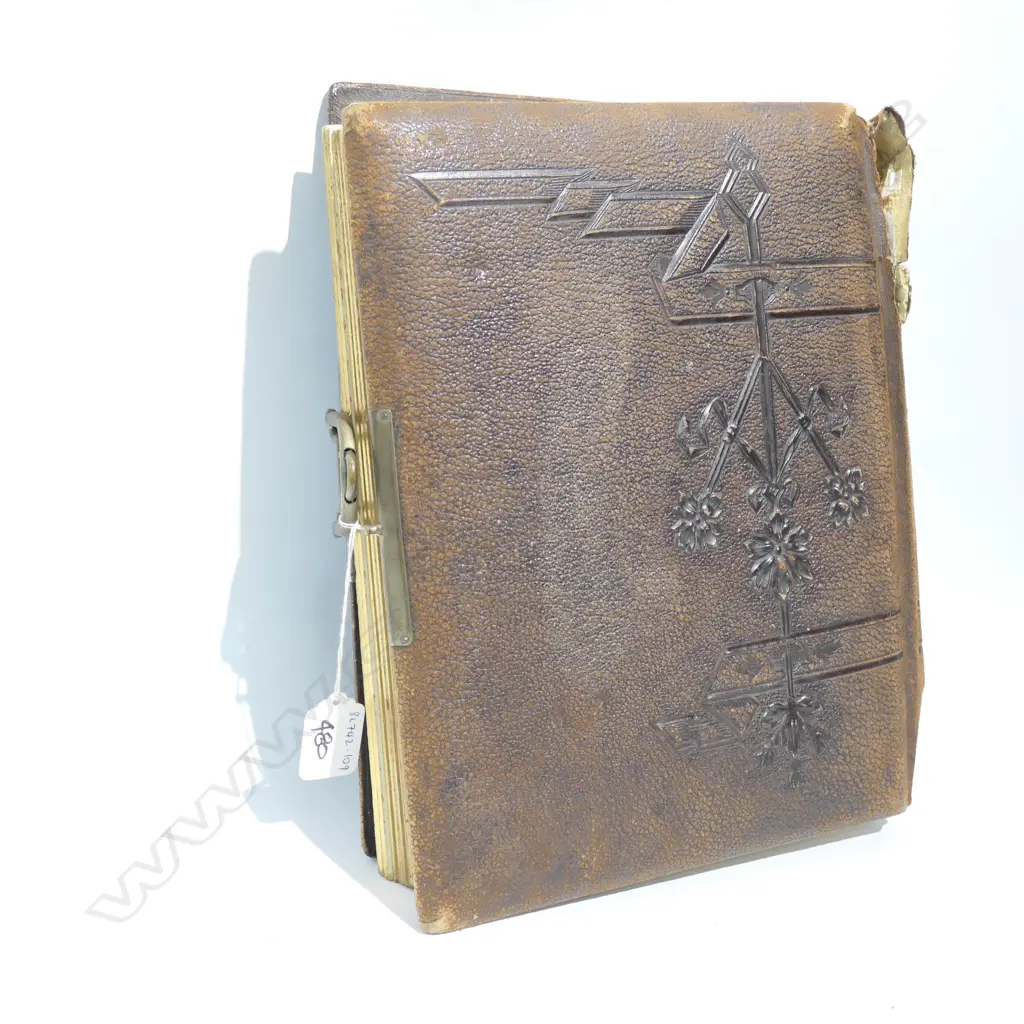 COLONIAL PHOTO ALBUM Image 1++