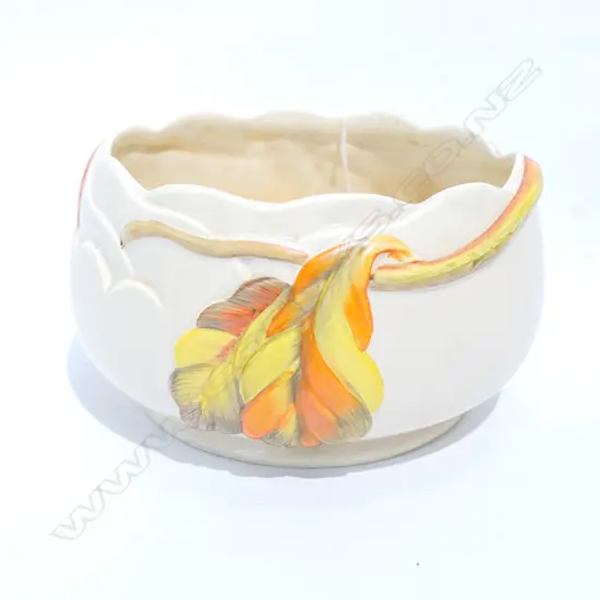 CLARICE CLIFF LEAF PATTERN BOWL