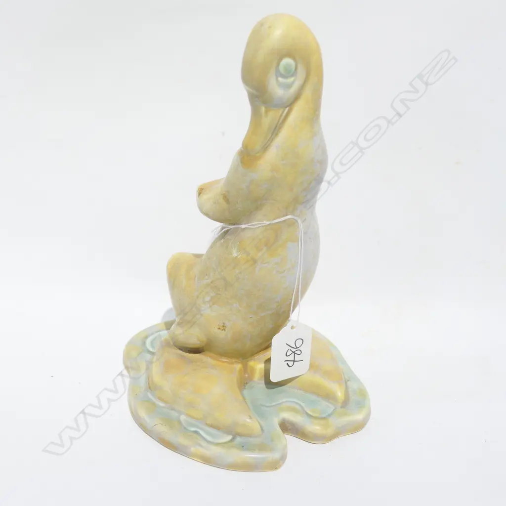 BESWICK STYLISED DUCK H 210 Image 1++