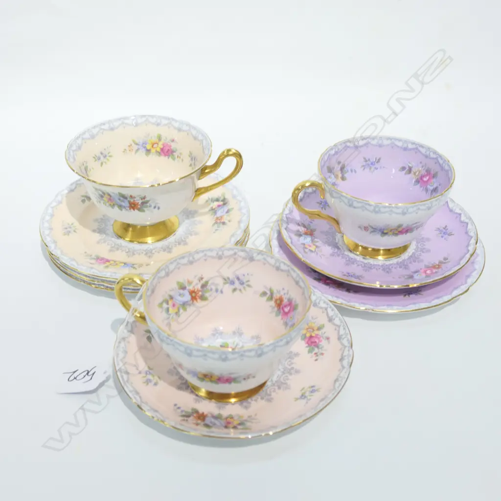 3 SHELLEY TRIOS ONE SAUCER MISSING ONE EXTRA PLATE Image 1++