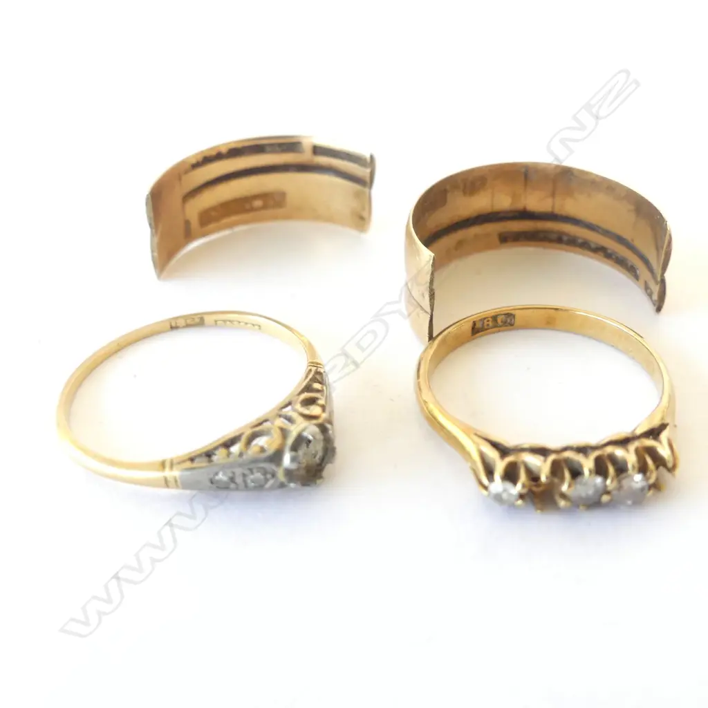 (ex#86) 3x18ct GOLD RINGS DAMAGED 8.4gm Image 1++