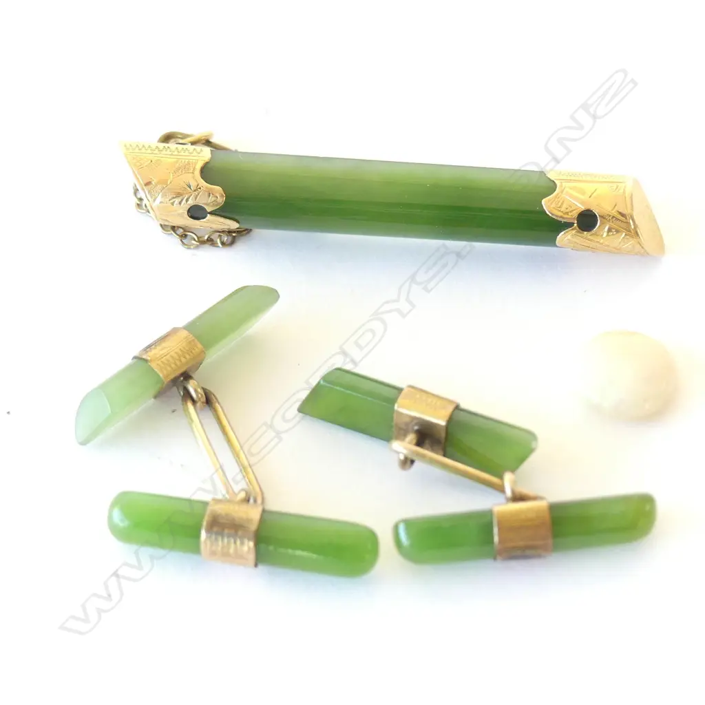 GOLD GREENSTONE BROOCH; G/STONE CUFF LINKS & LOOSE MILK OPAL STONE Image 1++