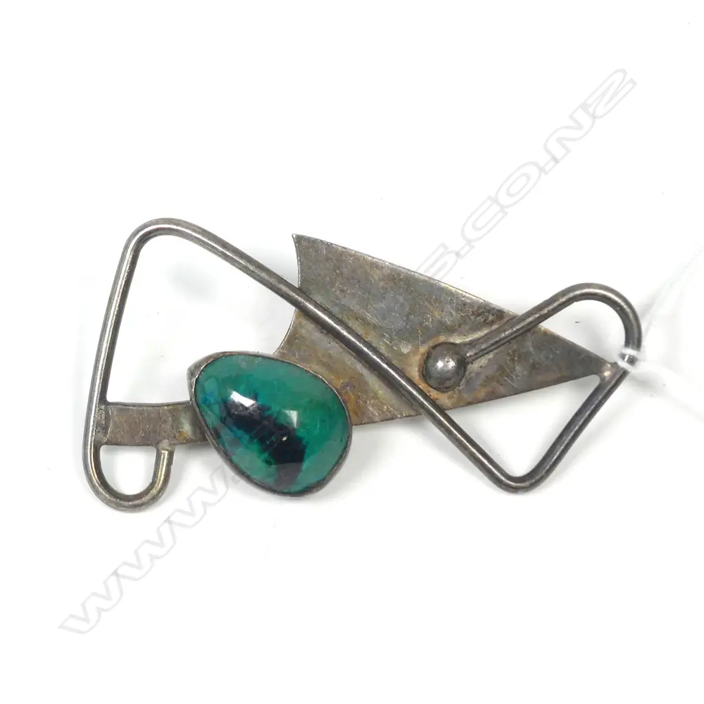ABSTRACT SILVER BROOCH Image 1++