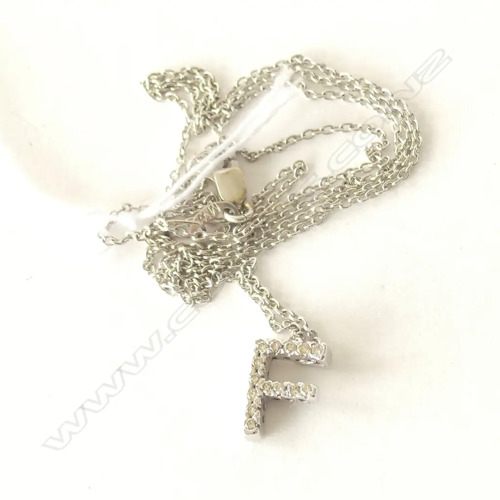 9CT WHITE GOLD DIAMOND SET 'F' PENDANT ON 9CT CHAIN Image 1++