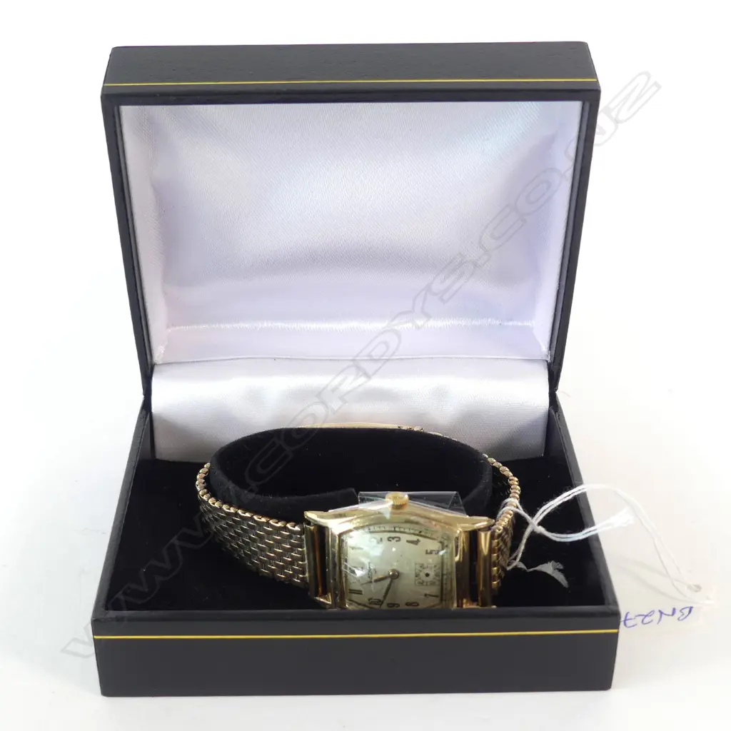 VINTAGE SWISS LATHAM GENTS W.WATCH Image 1++