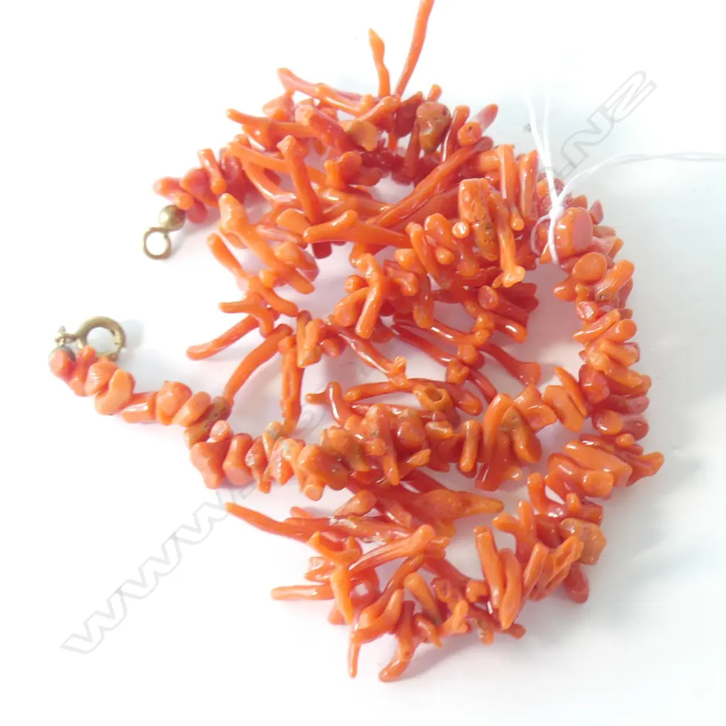 VINTAGE CORAL NECKLACE 45 CM Image 1++