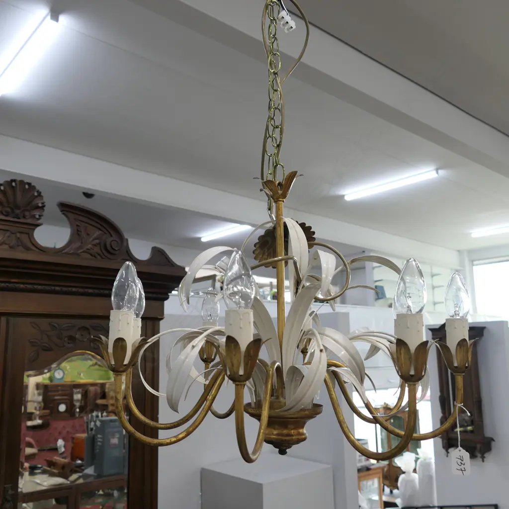 HOLLYWOOD REGENCY STYLE CHANDELIER Image 1++