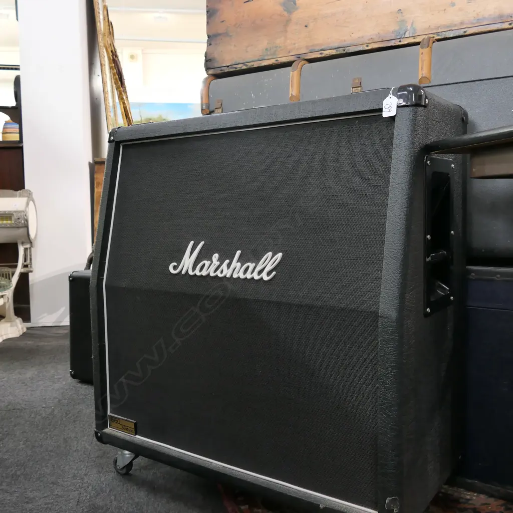 MARSHALL 1960AV 4X12 140 W SPEAKER NO LEADS Image 1++