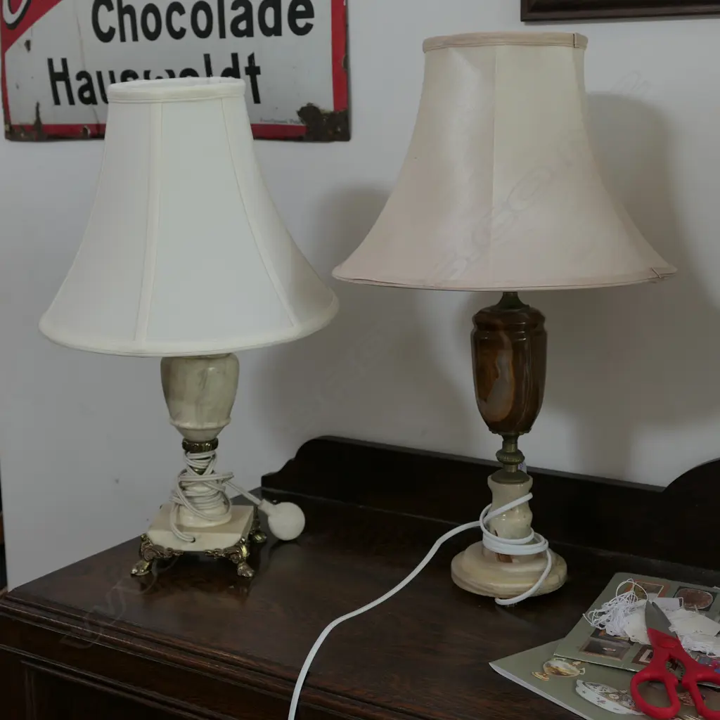 2 ALABASTER SIDE LAMPS WITH SHADES H 420 MM Image 1++