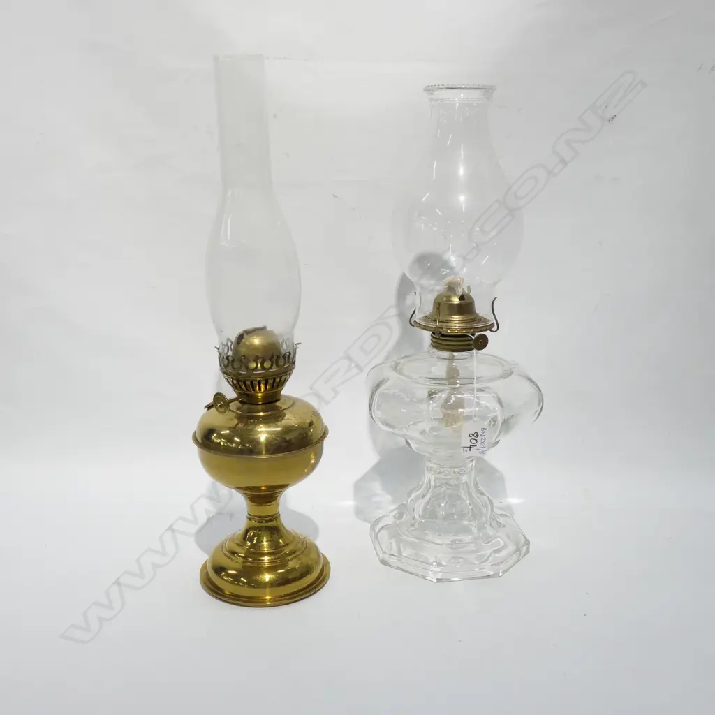 2 KEROSENE LAMPS 470MM H Image 1++