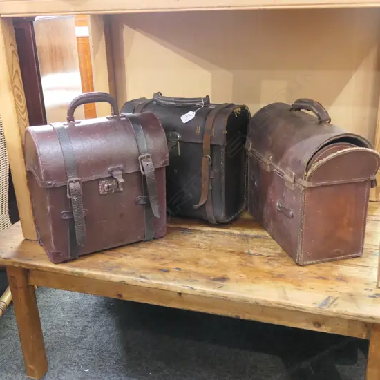 3 BOWLING BAGS ONE WITH BOWLS