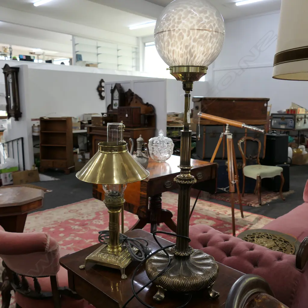 SMALL BRASS STANDARD LAMP (H. 860) AND KEROSONE STYLE ELECTRIC LAMP	 Image 1++