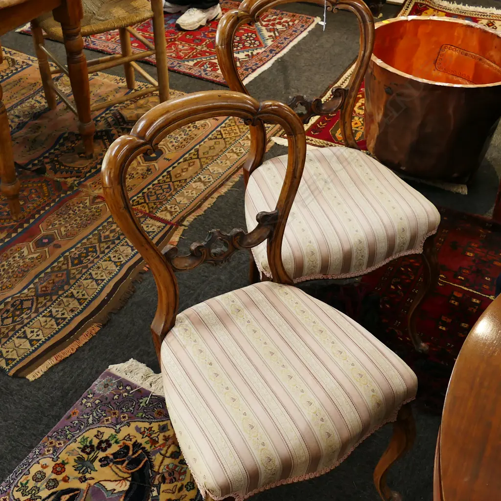 2 VICT BALLOON BACK CHAIRS Image 1++