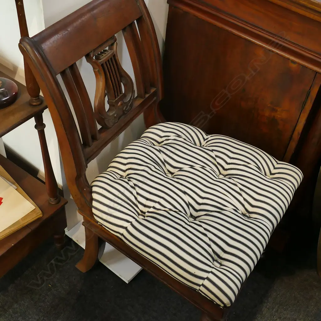 6 HARP BACK MAHOGANY CHAIRS Image 1++