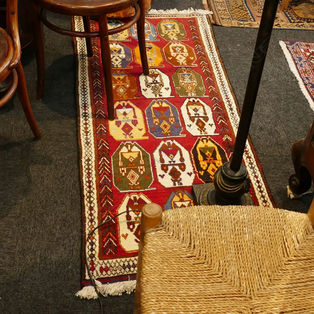 HAND KNOTTED RUG 1620 X 650 MM  Image 1++