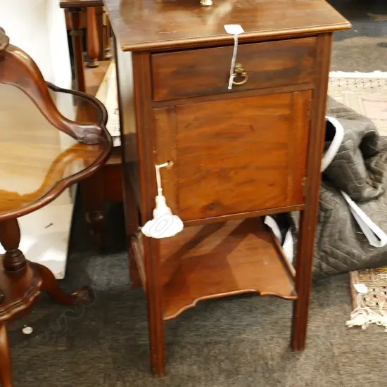 MAHOGANY BEDSIDE CABINET