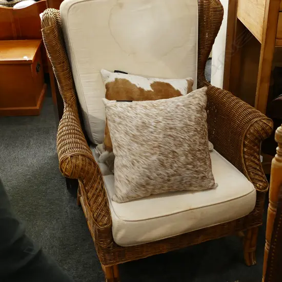 PR WICKER ARMCHAIRS H. 770MM