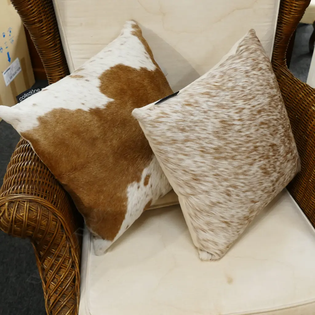 2 COWHIDE CUSHIONS Image 1++