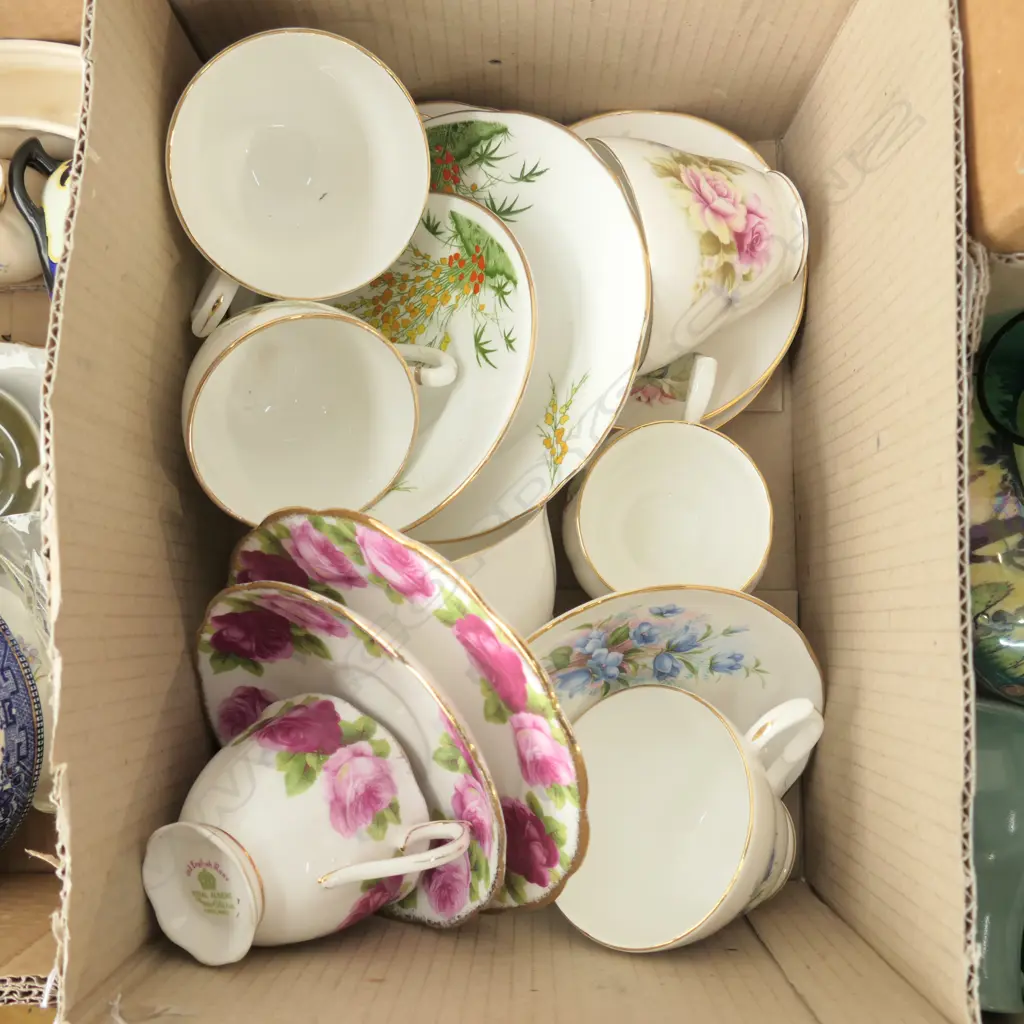 6 ASST TRIOS /ROYAL ALBERT ETC Image 1++