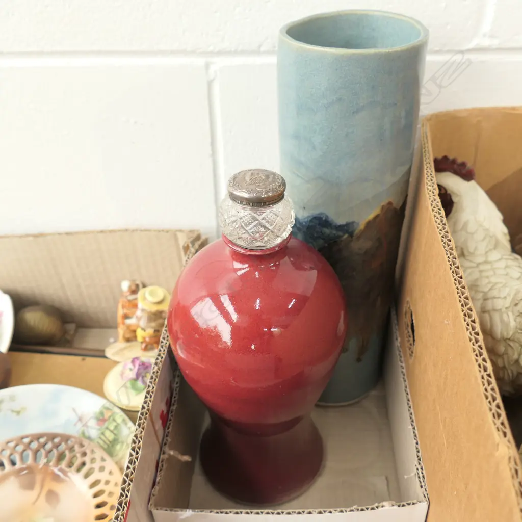 LOT ASSORTED INCL. 2 VASES & STERLING TOPPED VANITY JAR Image 1++