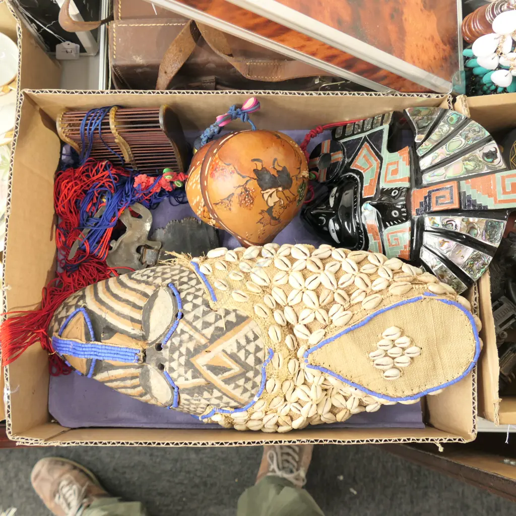 LOT ASST INCL. WORLD MASKS / HORSE BRASSES ETC Image 1++