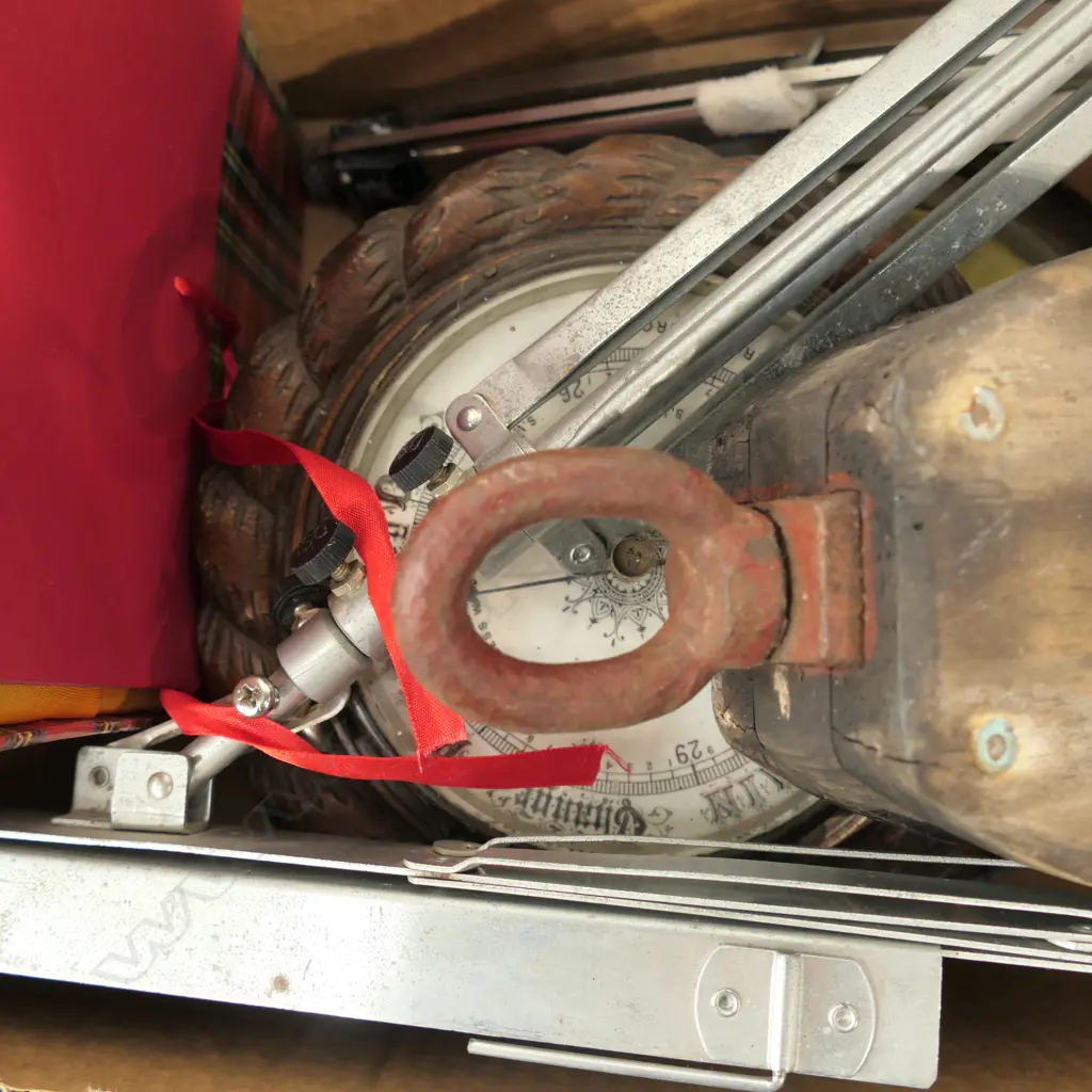 LOT ASST INCL 2 BAROMETERS  Image 1++