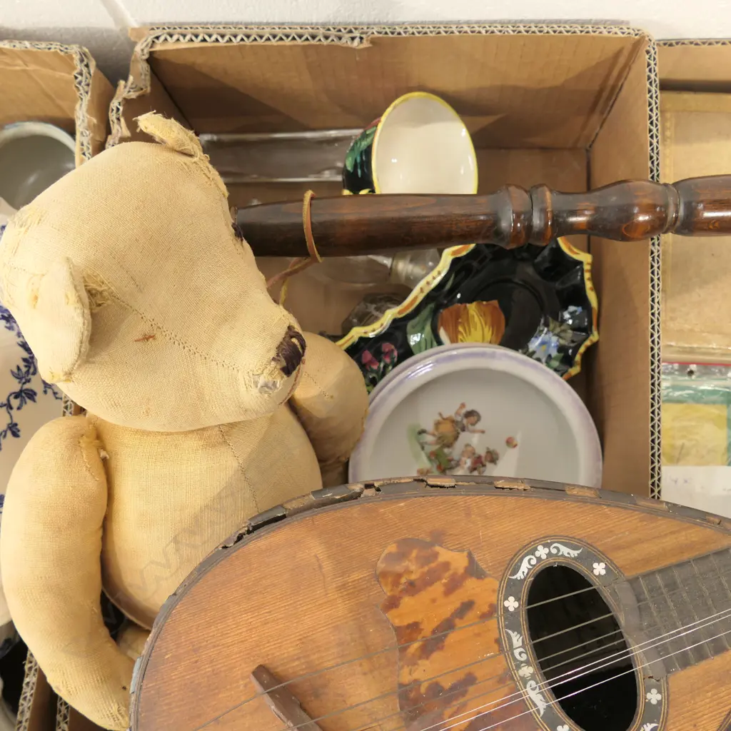 LOT ASST INCL. TEDDY / LUTE / PERFUME BOTTLES Image 1++