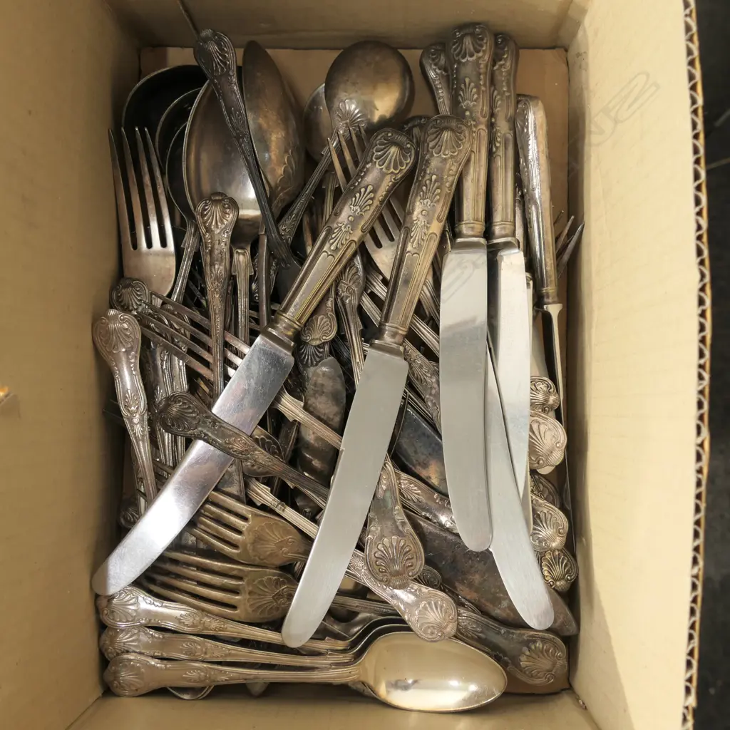 BOX KINGS PATTERN CUTLERY Image 1++