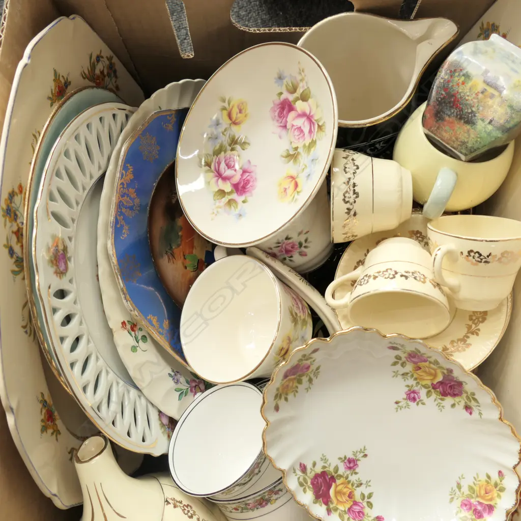 LOT ASST CHINA WADE/PLATES/COFFEE SERVICE ETC Image 1++