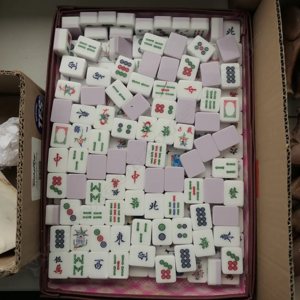 BOXED MAH JONG SET Image 1++