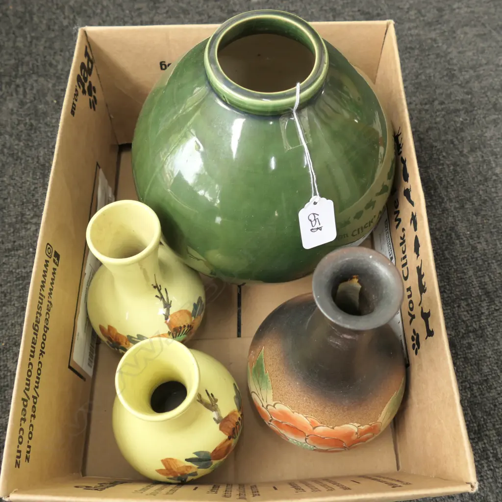 4 VASES ORIENTAL: GREEN, PR YELLOW ETC Image 1++