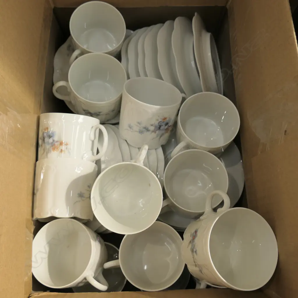 15 ROSENTHAL CLASSIC ROSE TRIOS Image 1++