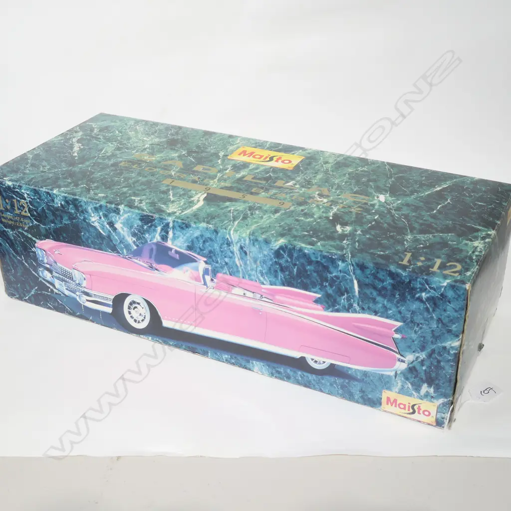 DIE-CAST CADILLAC ELDORADO BIARRITZ 1959 1:12 SCALE MODEL BY MAJTO Image 1++