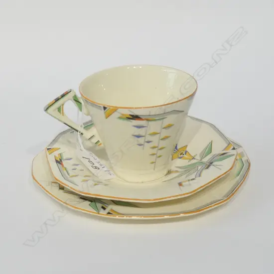 ALFRED MEAKIN ART DECO MARIGOLD TRIO PRINCESS SHAPE
