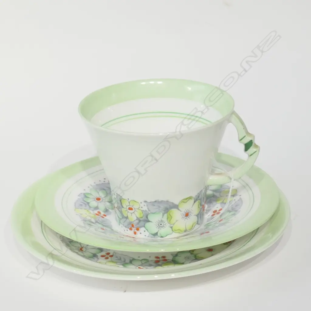 ROYAL ALBERT DOROTHY TRIO Image 1++