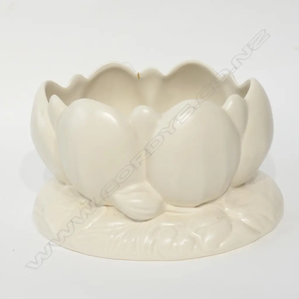 CLARICE CLIFF LILY VASE 210MM L Image 1++