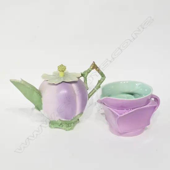 19TH CENT. LILY FLOWER TEAPOT AF WELL REPAIRED AND BOB STEINER JUG