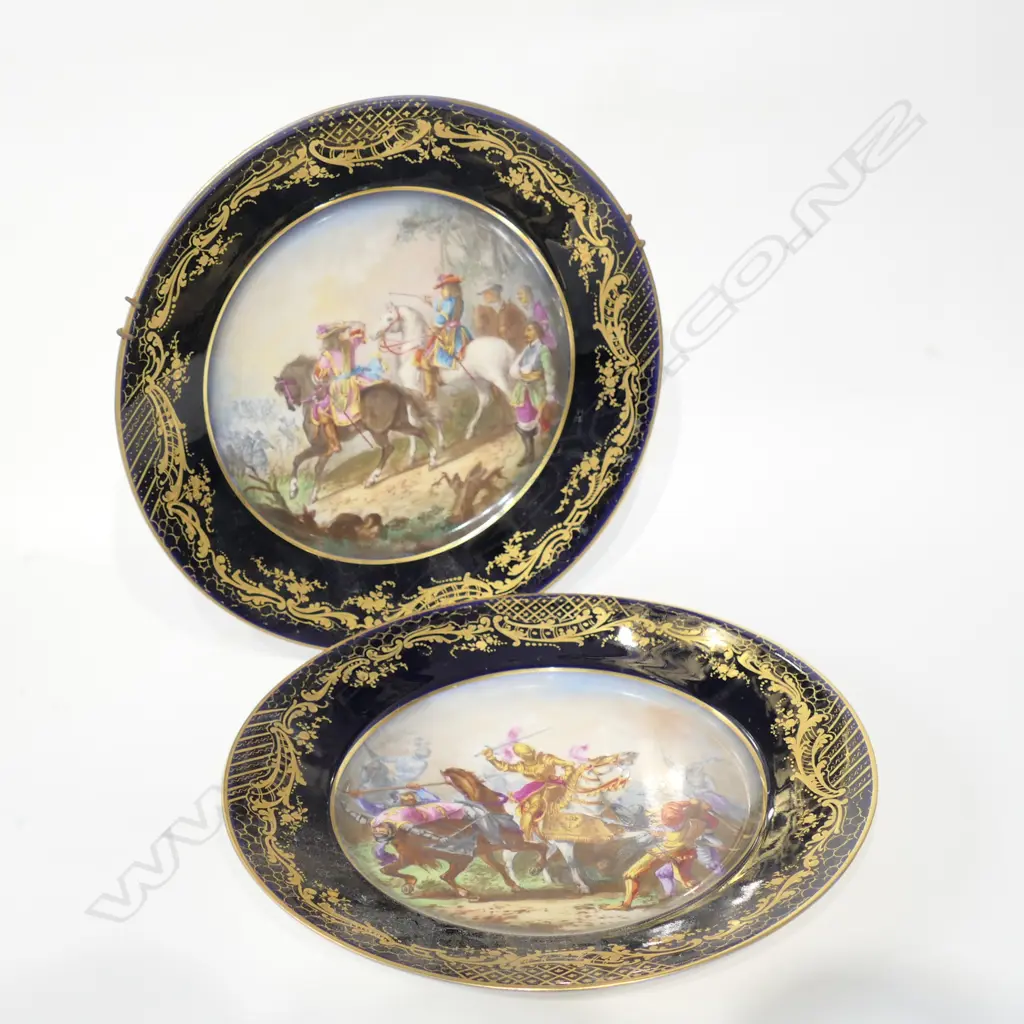 2 ANTIQUE HAND PAINTED PLATES Image 1++