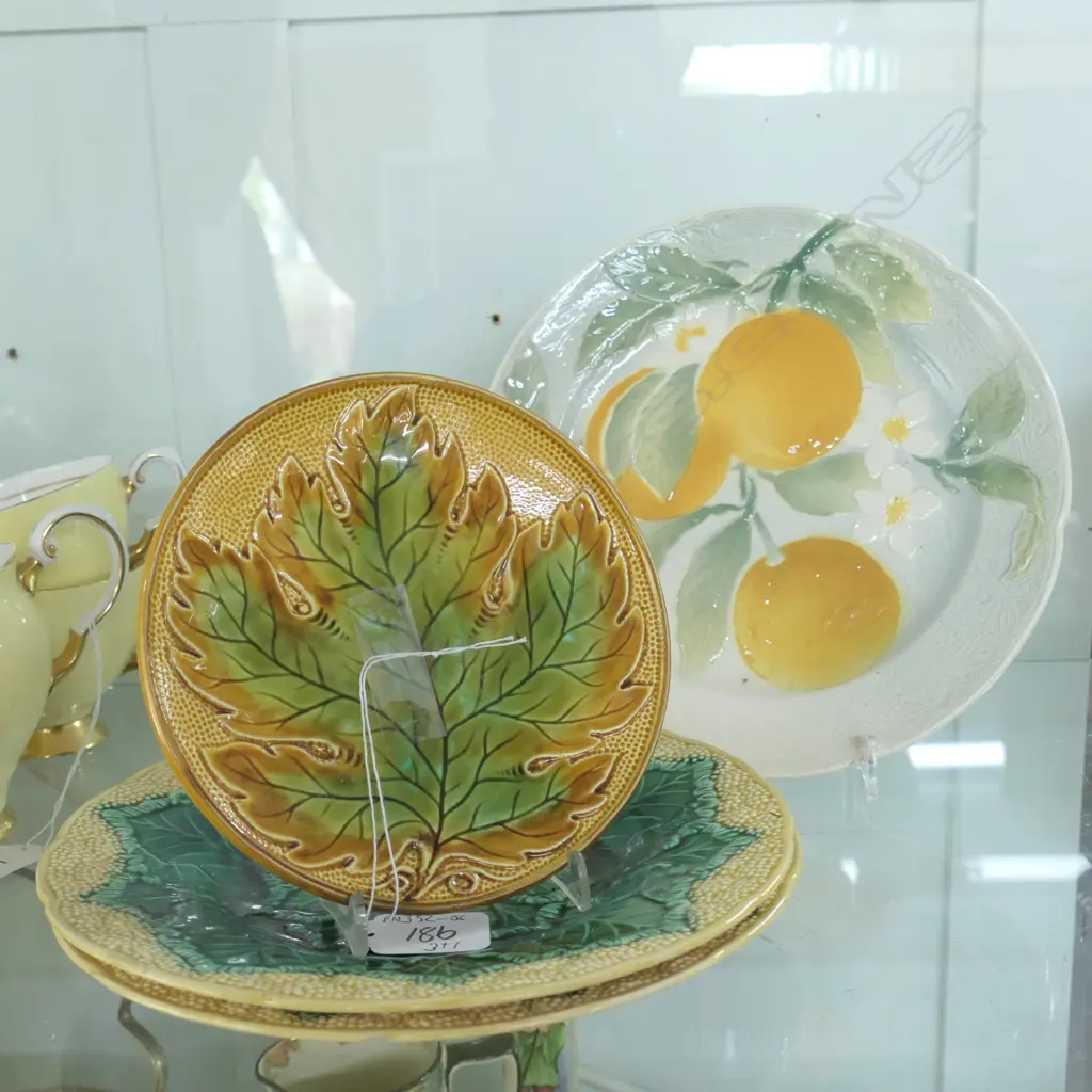 4 VICTORIAN MAJOLICA PLATES YELLOW Image 1++