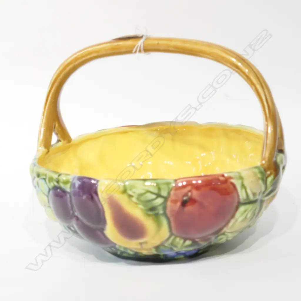 SARREGUEMINES MAJOLICA FRUIT BASKET DIA.210mm  Image 1++