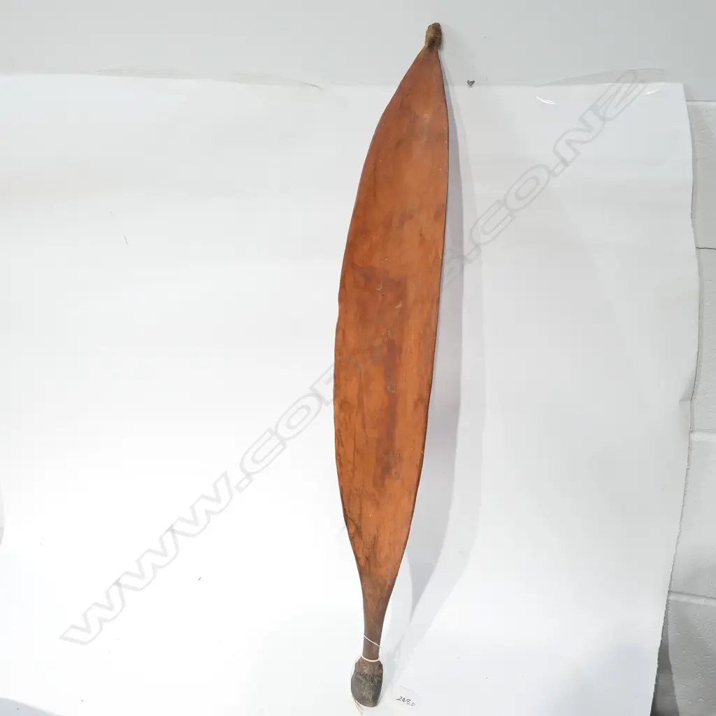 Australian old woomera (Spear Thrower) from the Pidjinjarra Tribe Image 1++